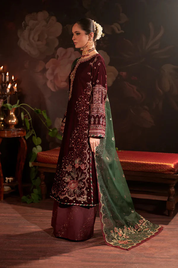 IZNIK VELVET COLLECTION