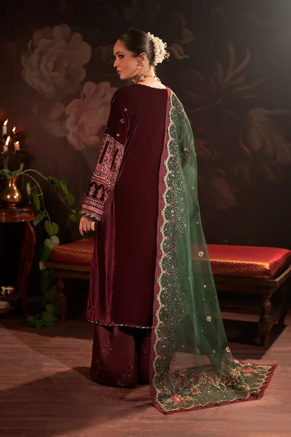 IZNIK VELVET COLLECTION