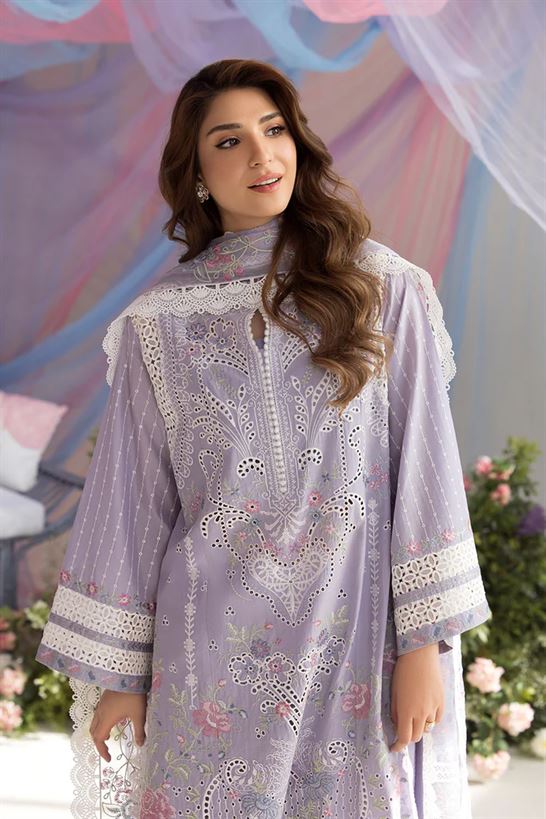 SOBIA NAZIR LUXURY LAWN