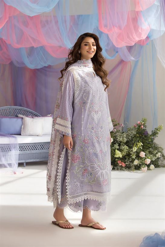 SOBIA NAZIR LUXURY LAWN