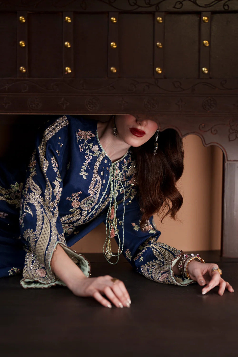 ETHNC KAFTAN EMBROIDERED SILK COLLECTION