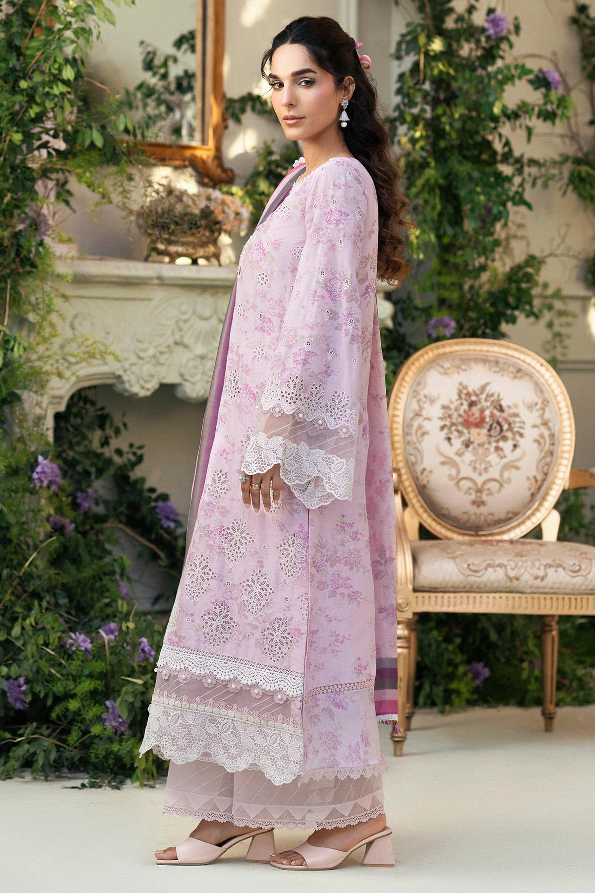 MOTIFZ  LAWN COLLECTION