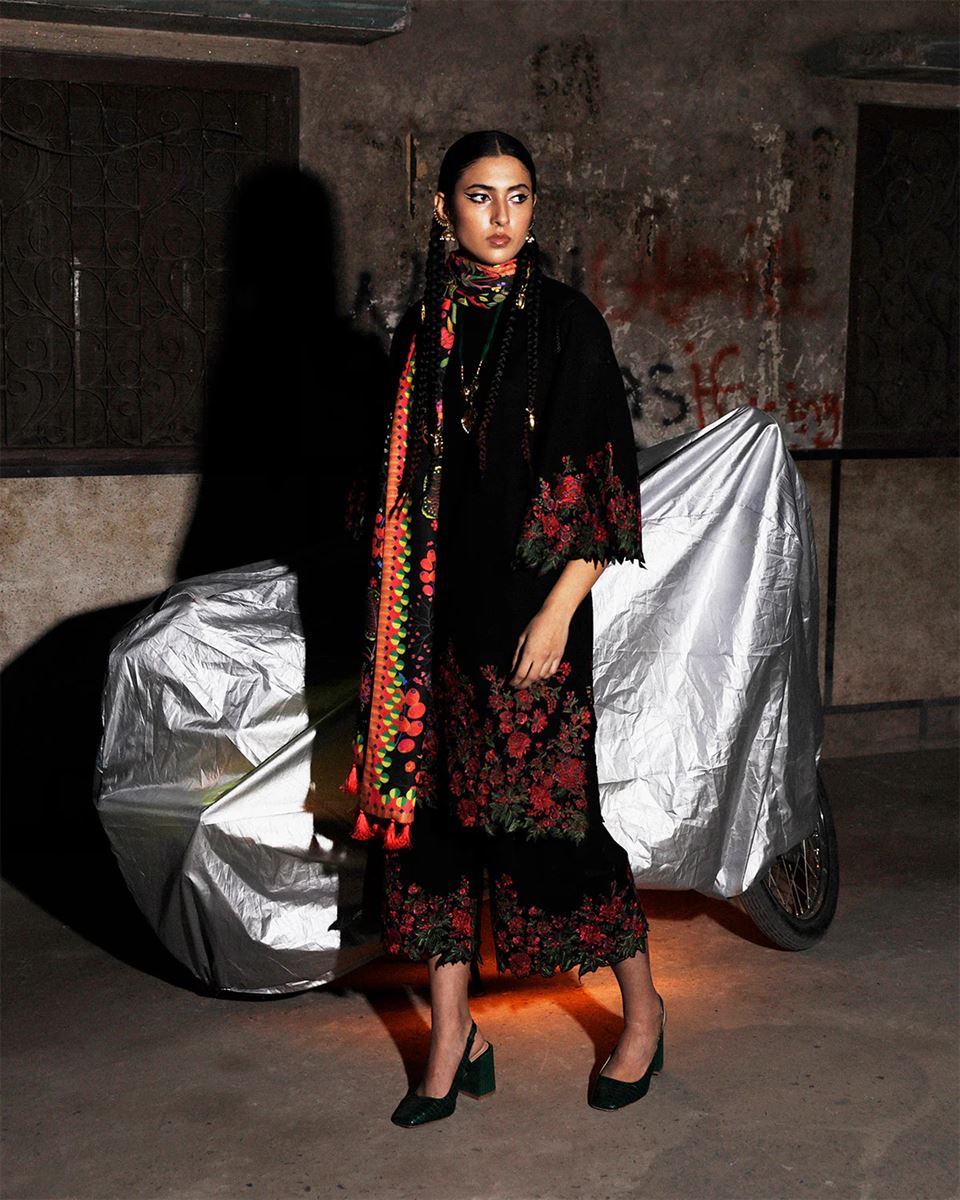 JUGNU LAWN CHIKANKARI