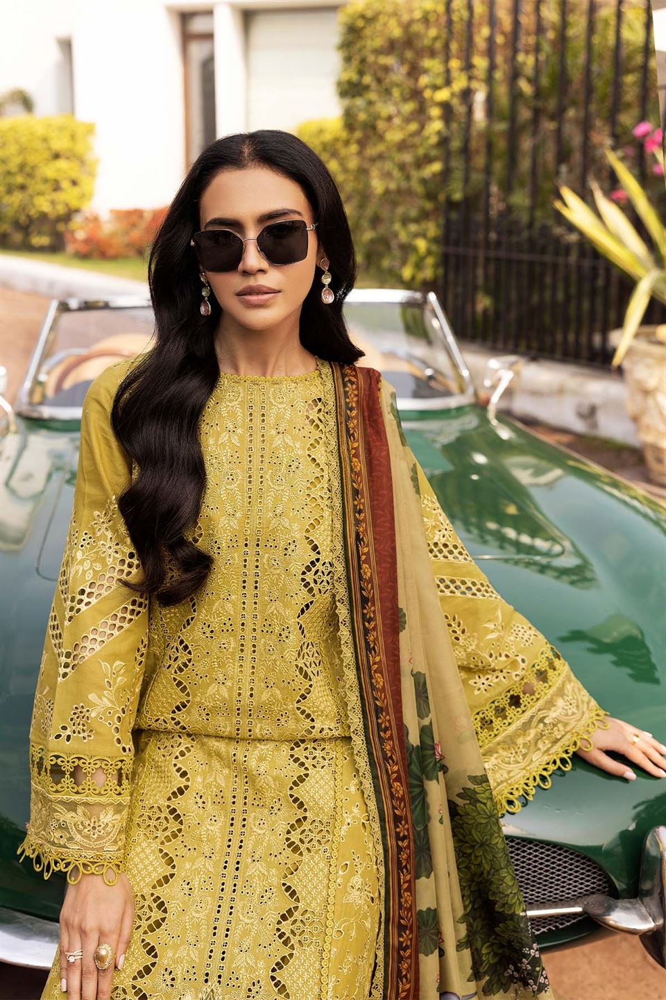MOTIFZ LUXURY LAWN COLLECTION (5329-LISETTE)