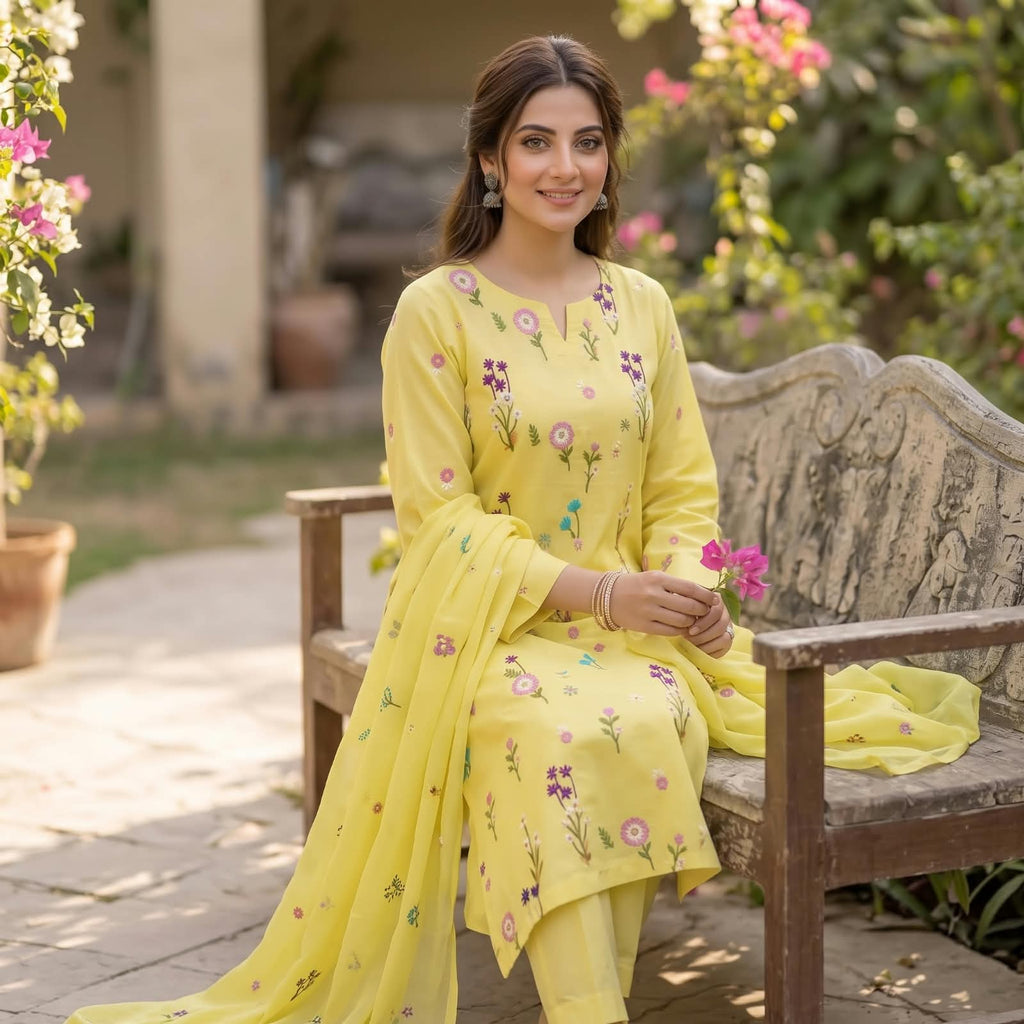 GHOUSIA COLLECTION  LUXURY  LAWN