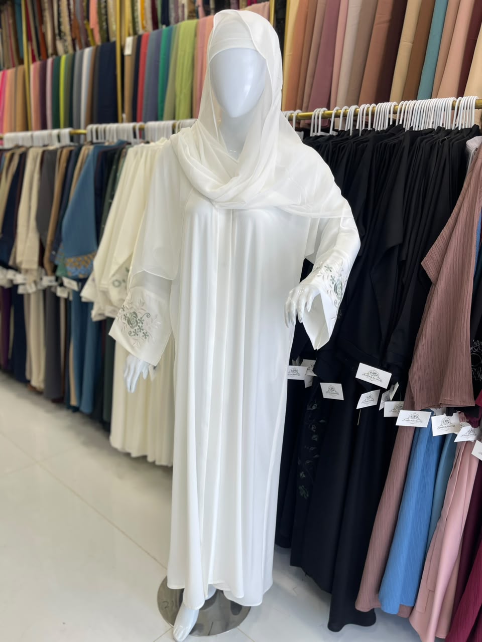 HAREER CUFF EMBROIDERY ABAYA