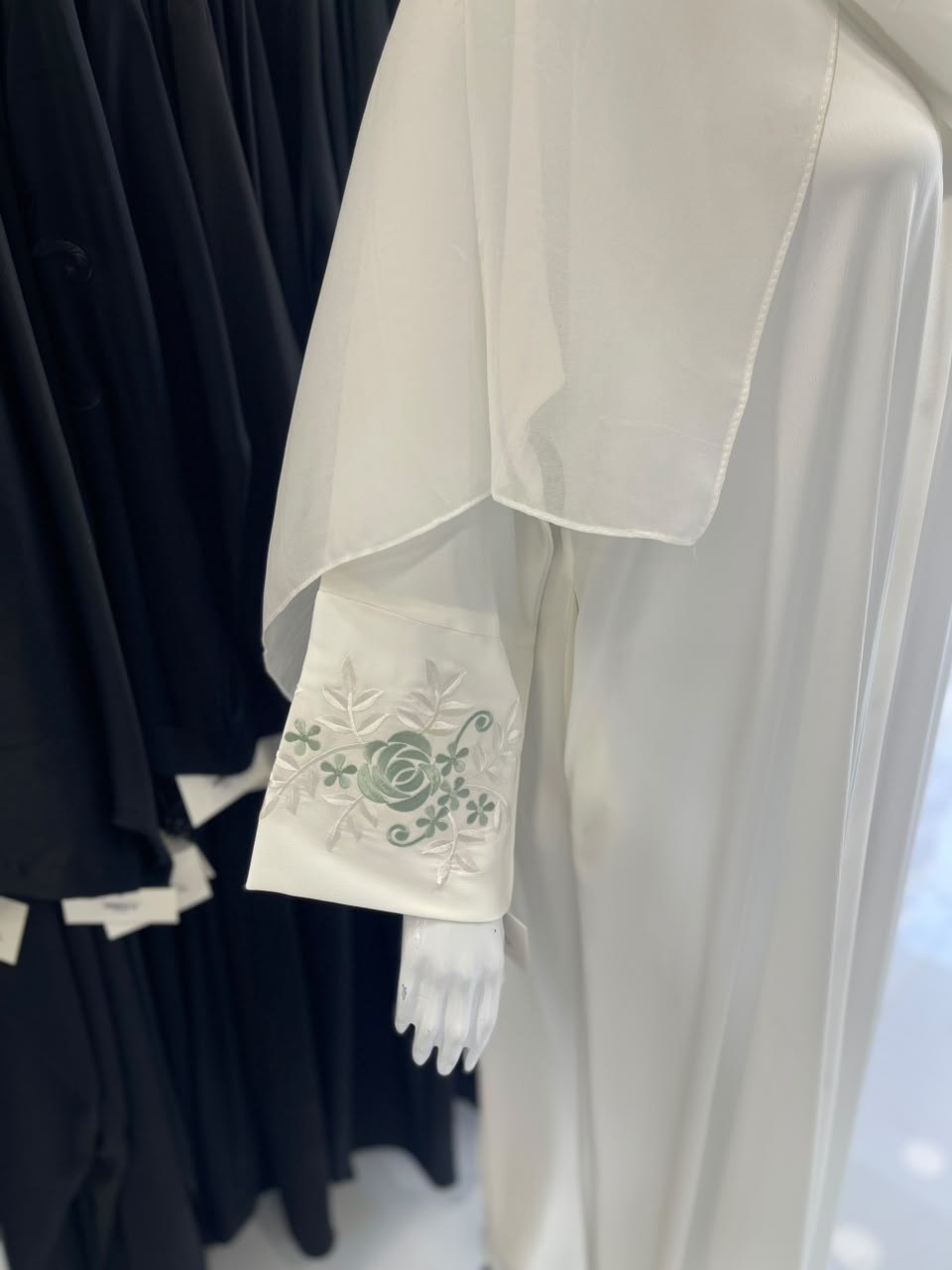 HAREER CUFF EMBROIDERY ABAYA