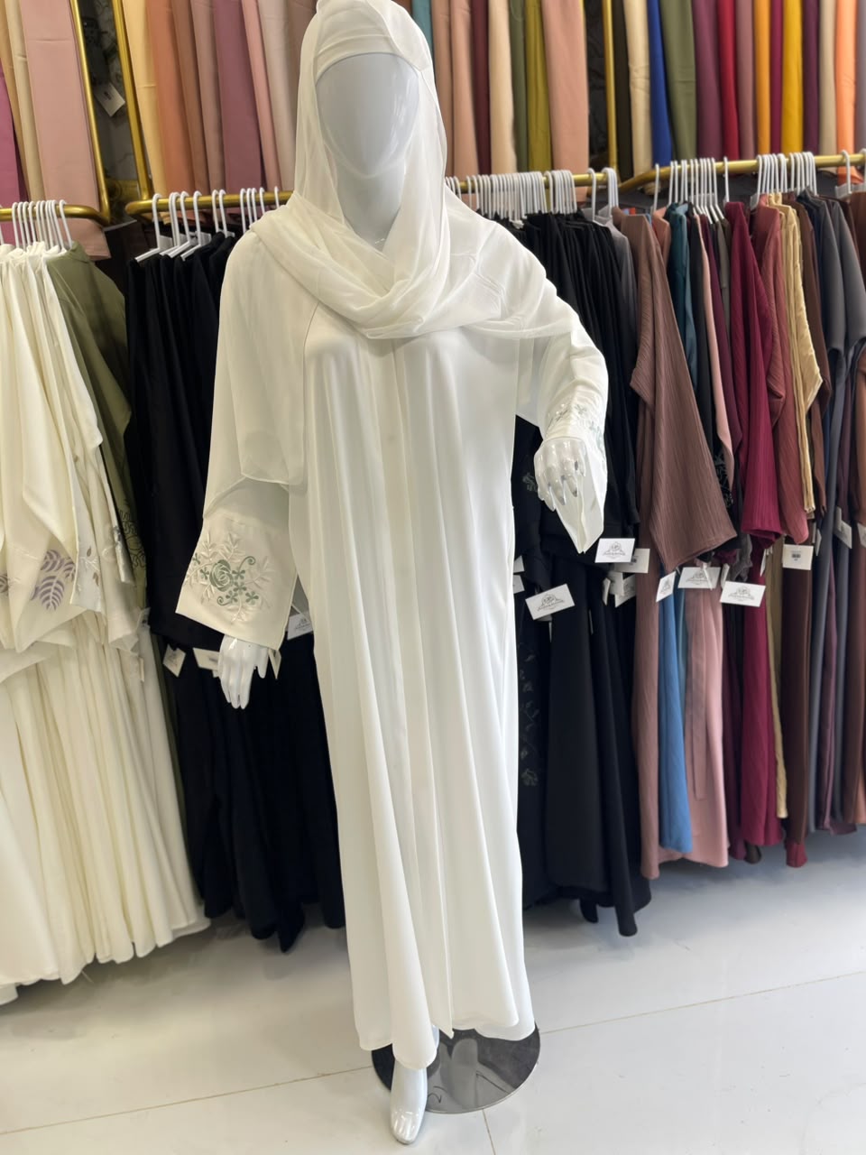 HAREER CUFF EMBROIDERY ABAYA