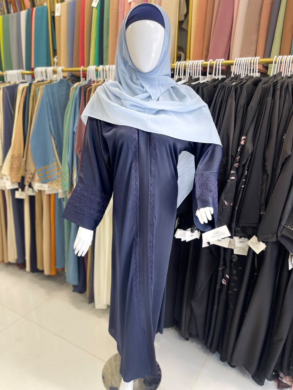 HAREER CUFF AARI DORI EMBROIDERY ABAYA