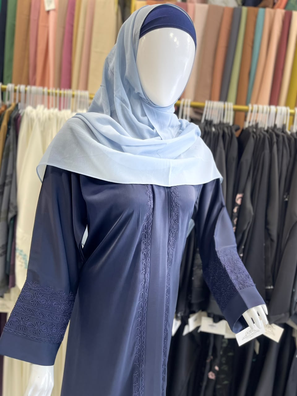 HAREER CUFF AARI DORI EMBROIDERY ABAYA