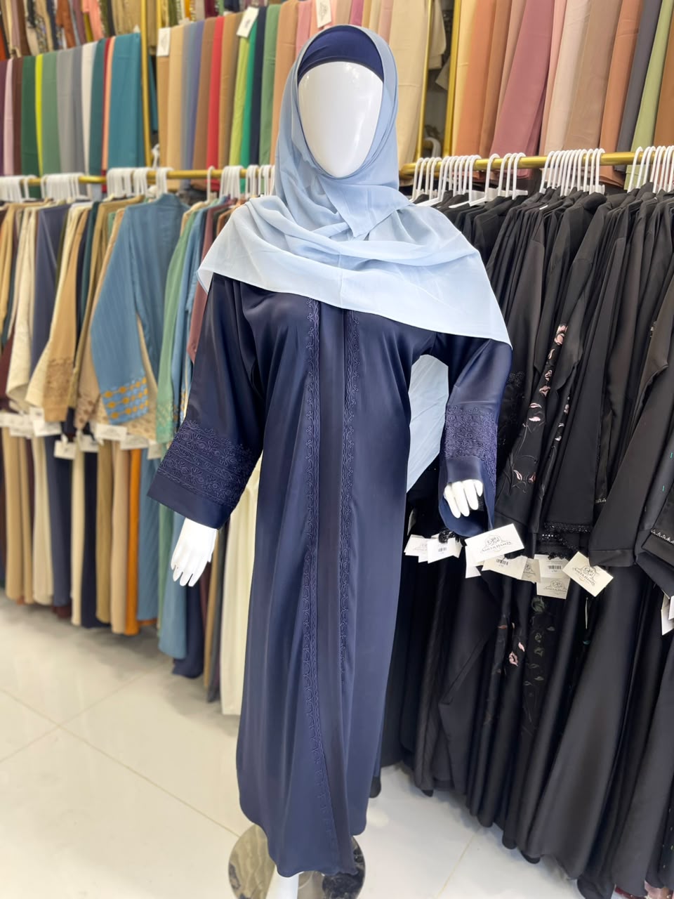 HAREER CUFF AARI DORI EMBROIDERY ABAYA