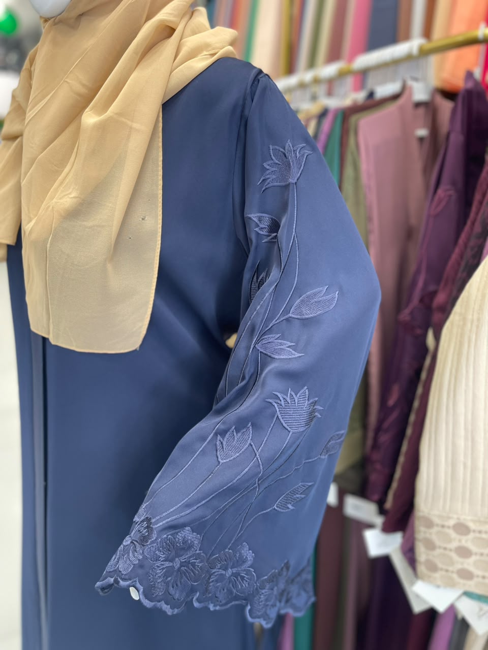 FRONT OPEN NIDA SLEEVES CUTWORK ABAYA