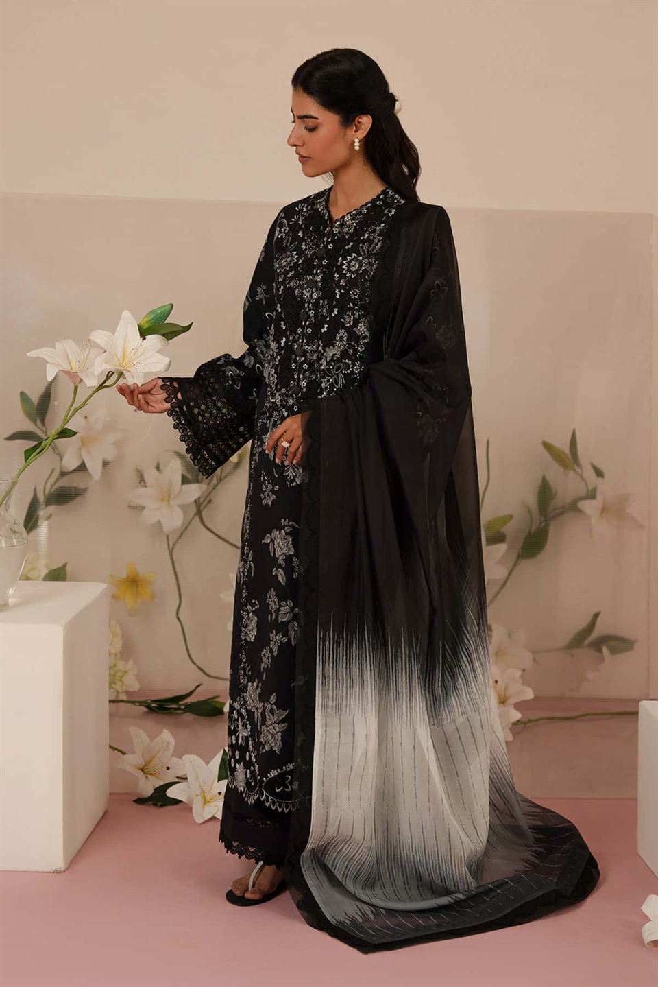 AFROZEH LAWN COLLECTION