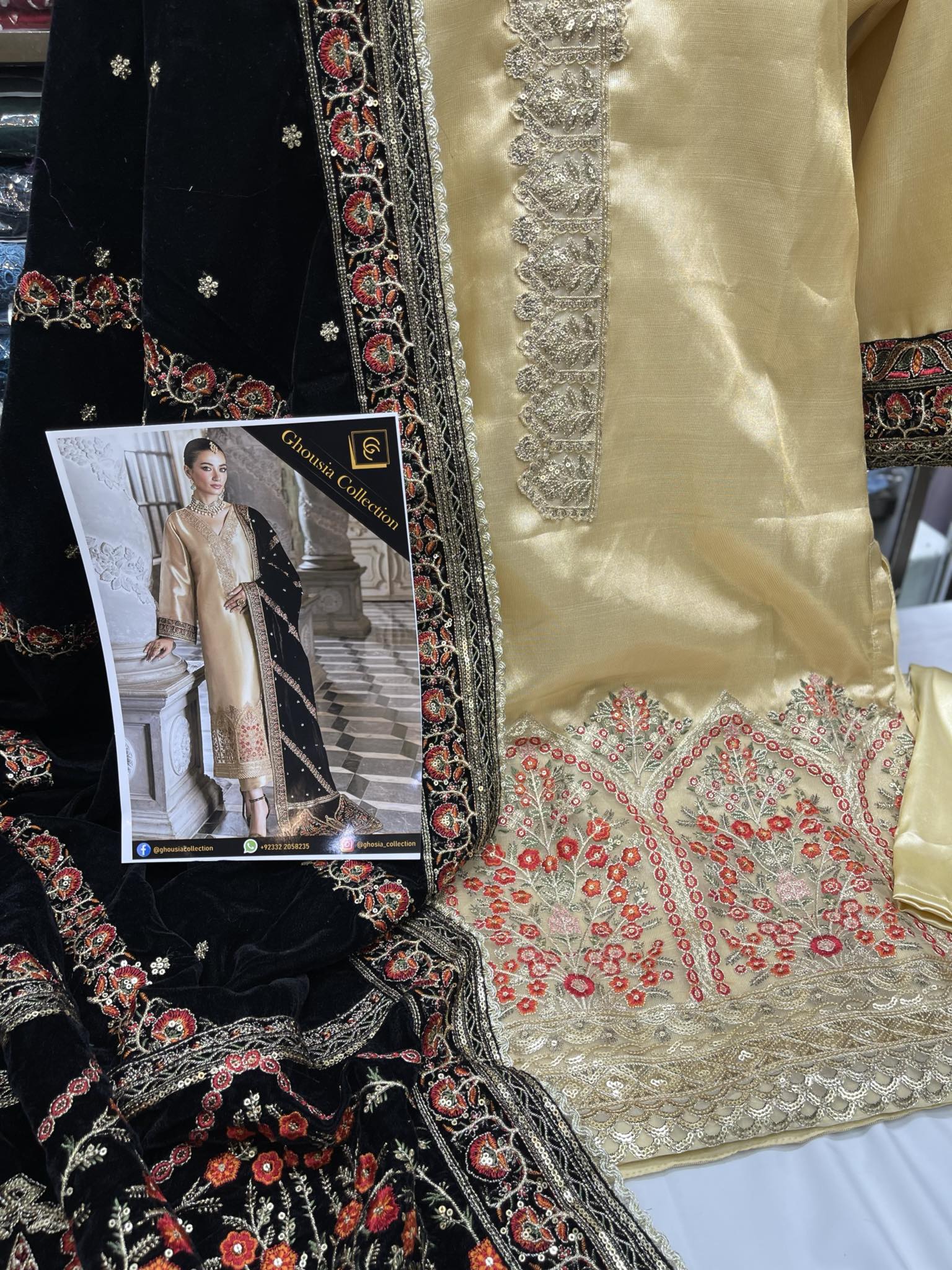 GHOUSIA COLLECTION 3 PEC VELVET STITCHED COLLECTION