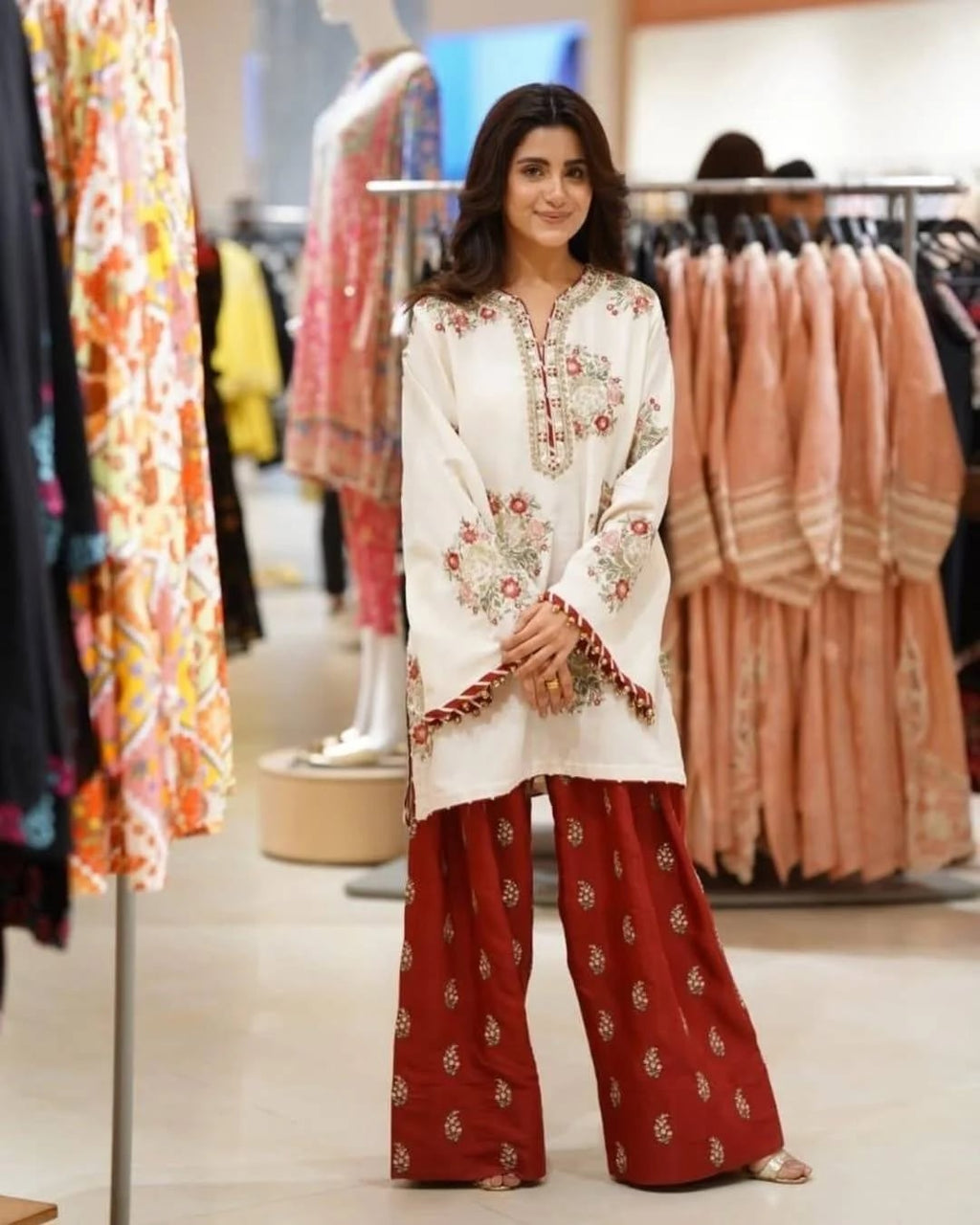 ETHNC LUXURY SHEESHA SILK – SOHAIALIABRO