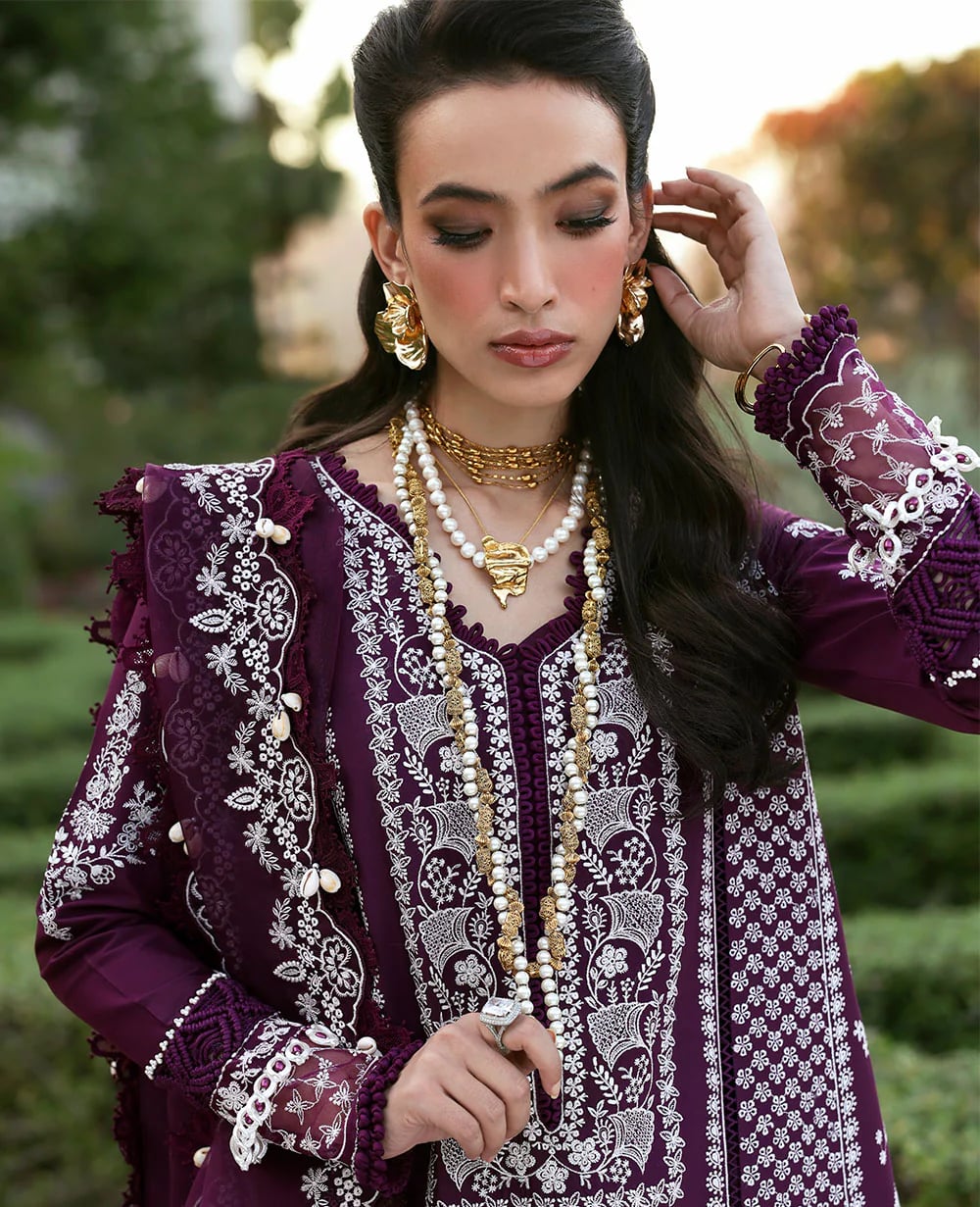 REPUBLIC WOMENSWEAR LUXURY LAWN COLLECTION