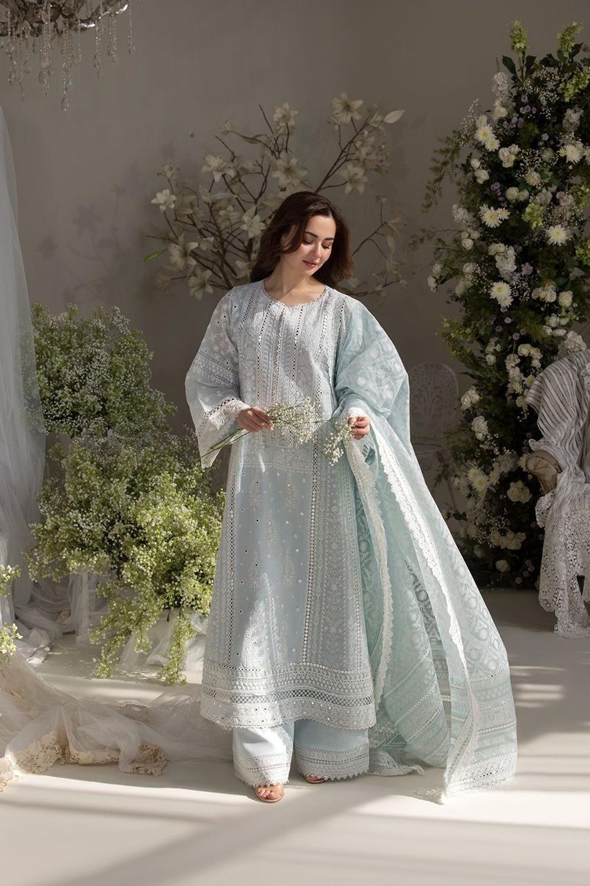 SOBIA NAZIR LUXURY LAWN