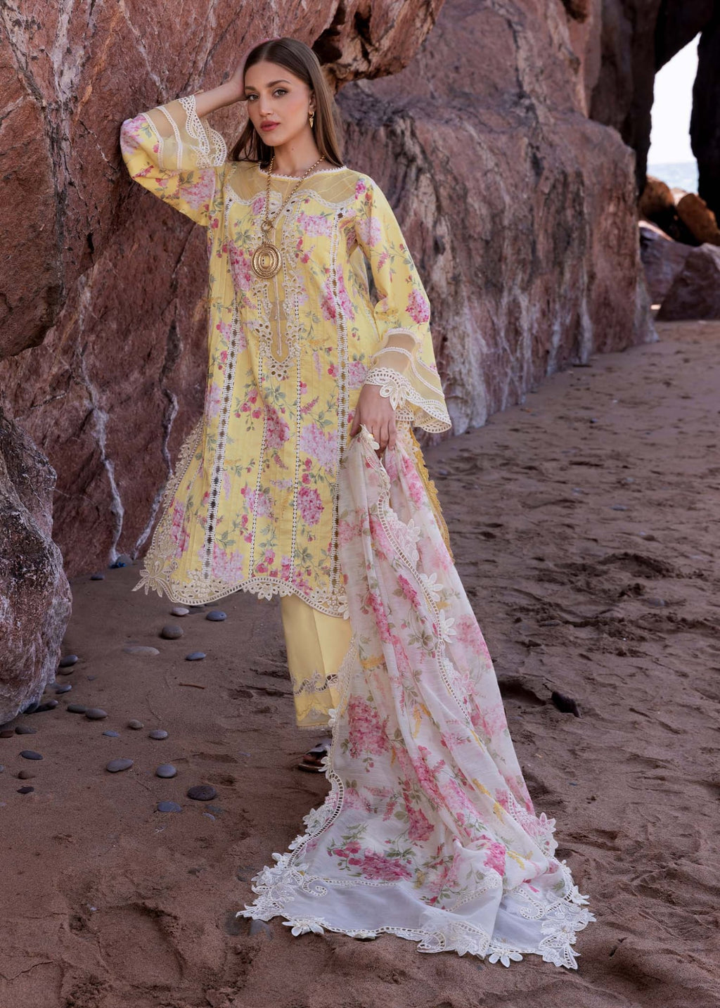 CRIMSON LAWN COLLECTION
