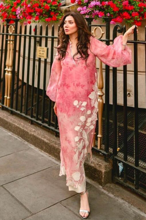 SANIA MASKATIYA LUXURY WEDDING COLLECTION